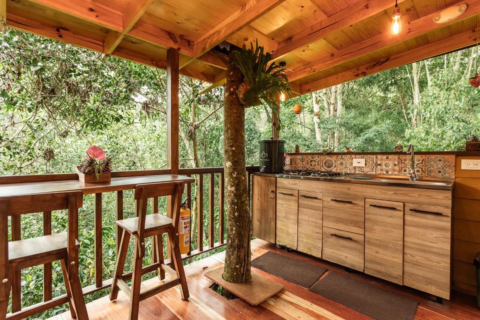 Tominejo Ecolodge - Casas En Los Arboles Neira Bagian luar foto
